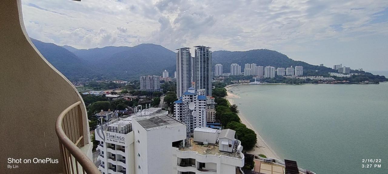 Sea View Paradise Apartment Tanjung Bungah  Exterior photo