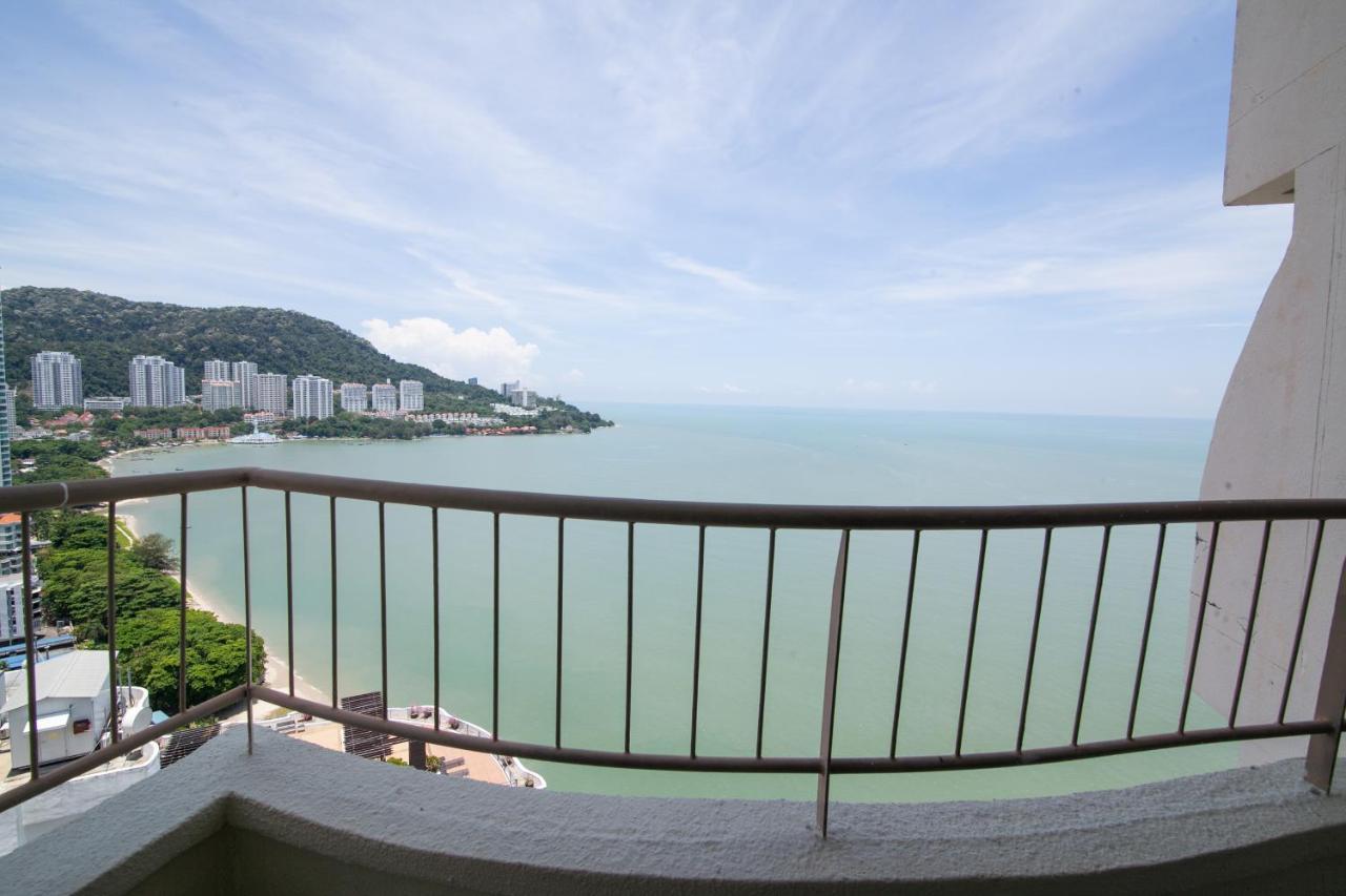 Sea View Paradise Apartment Tanjung Bungah  Exterior photo